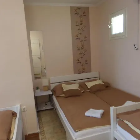 Karneol Apartmanhaz Cserkeszolo Exterior photo