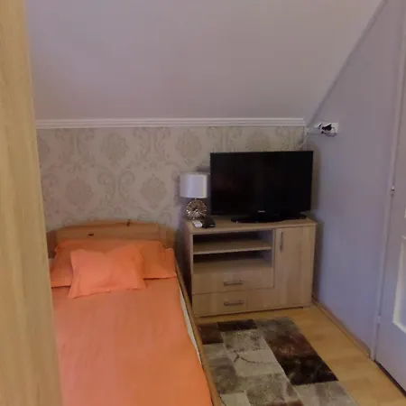 Karneol Apartmanhaz Cserkeszolo Exterior photo