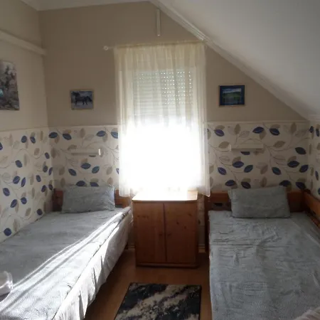 Karneol Apartmanhaz Cserkeszolo Exterior photo