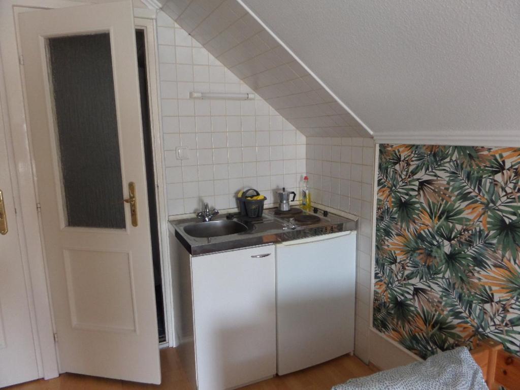 Karneol Apartmanhaz Cserkeszolo